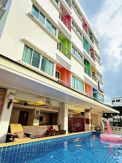 Decare Hotel Patong-Pool&Lift – Fotos 4